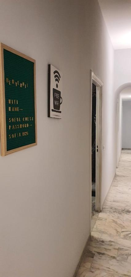 Sofia Rooms Napoli Bagian luar foto