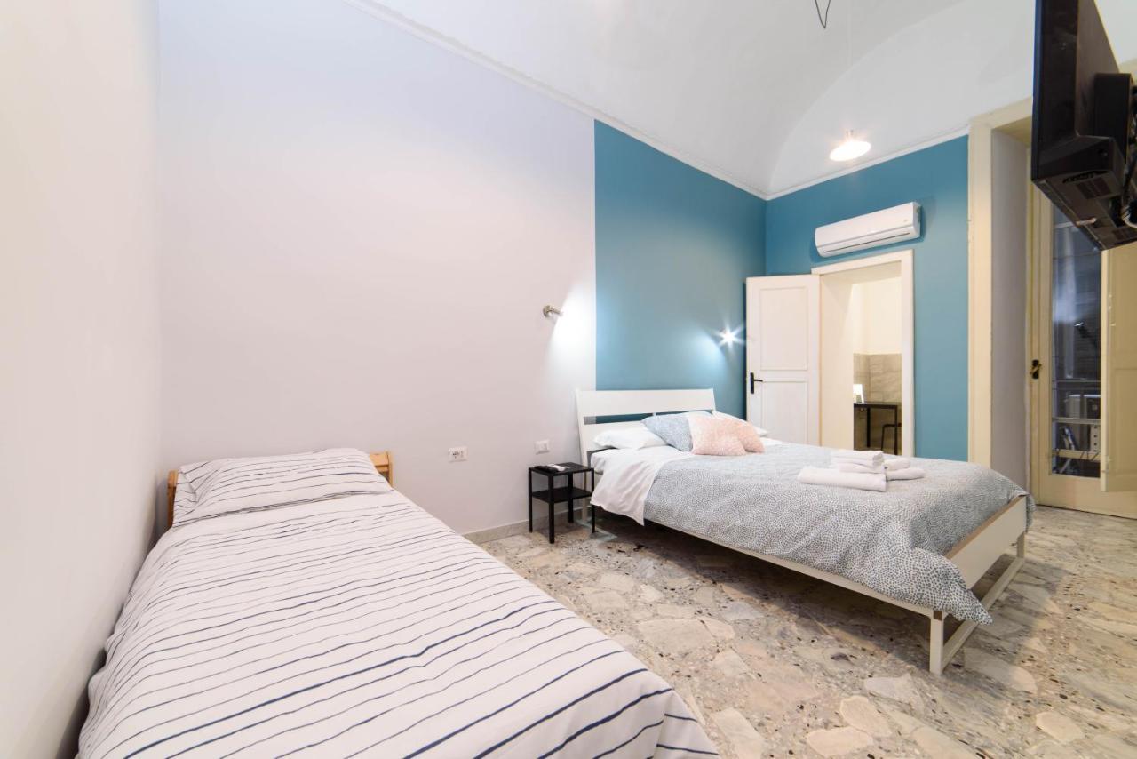 Sofia Rooms Napoli Bagian luar foto