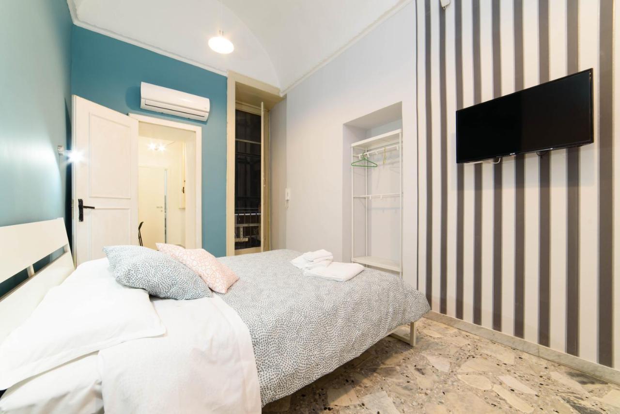 Sofia Rooms Napoli Bagian luar foto