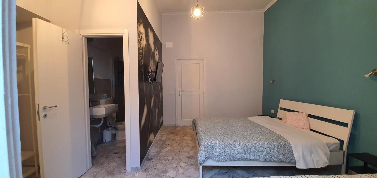 Sofia Rooms Napoli Bagian luar foto