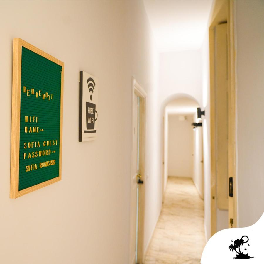 Sofia Rooms Napoli Bagian luar foto