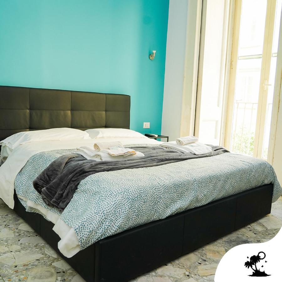 Sofia Rooms Napoli Bagian luar foto
