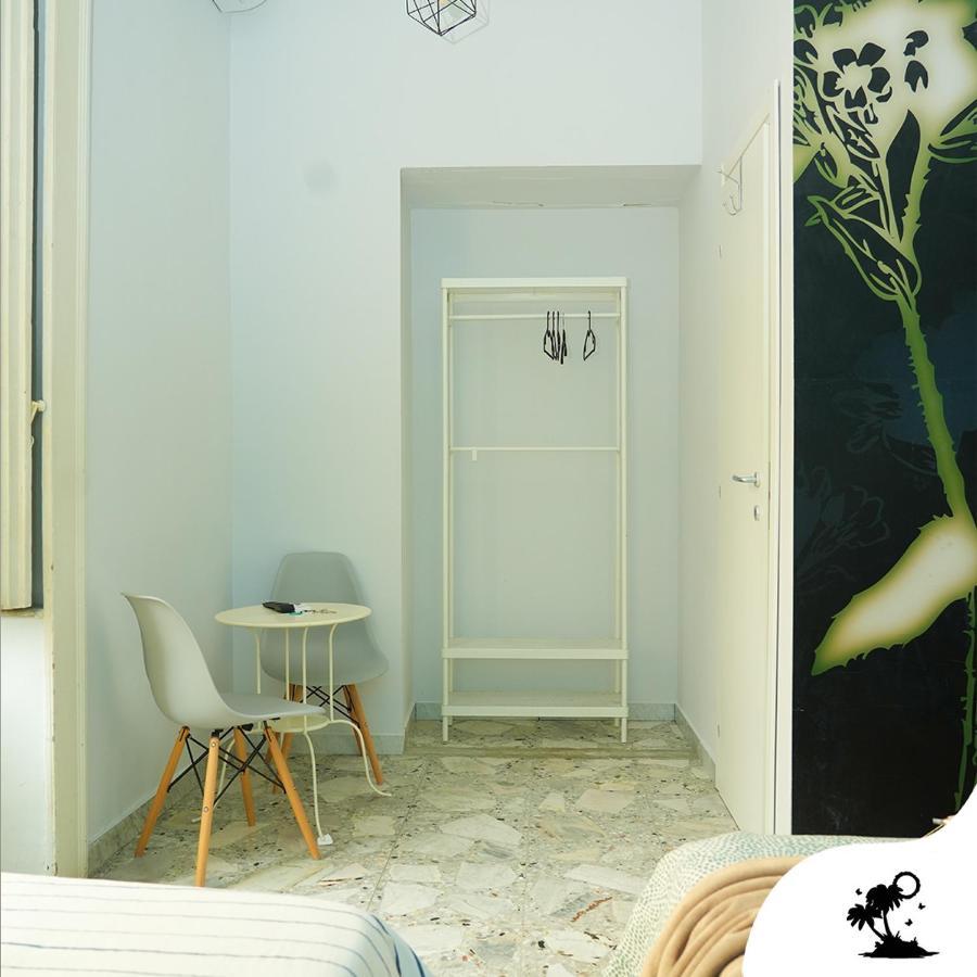 Sofia Rooms Napoli Bagian luar foto
